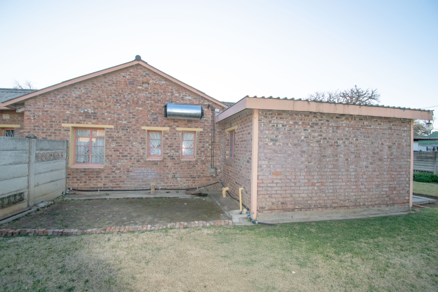 To Let 3 Bedroom Property for Rent in Doorn Free State